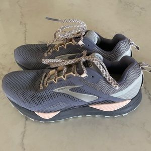Brooks Cascadia trail running shoes